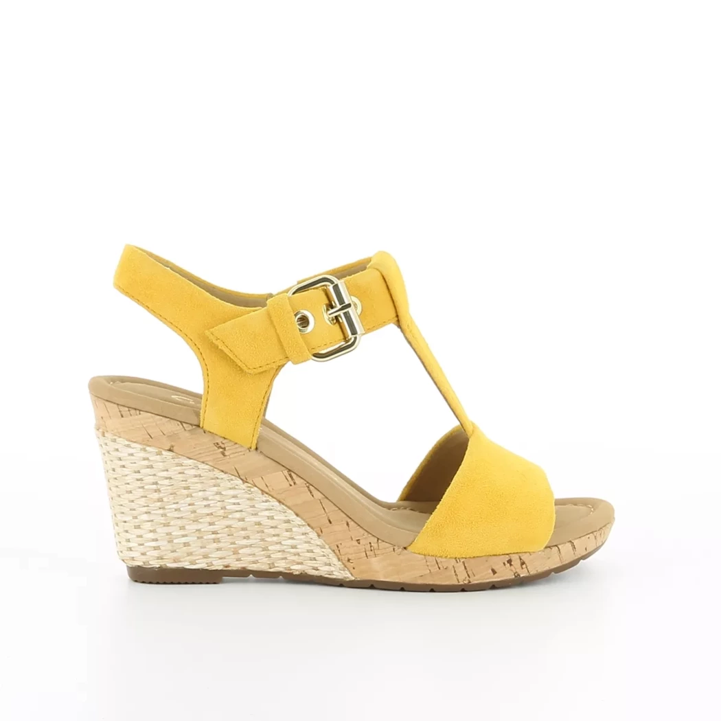 Image (2) de la chaussures Gabor - Sandales et Nu-Pieds Jaune en Cuir nubuck