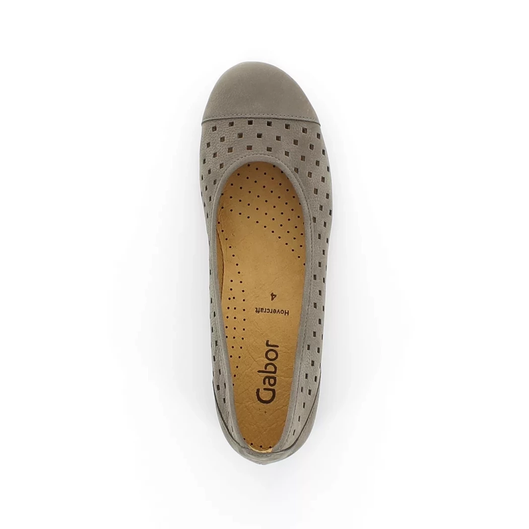 Image (6) de la chaussures Gabor - Ballerines Taupe en Cuir nubuck