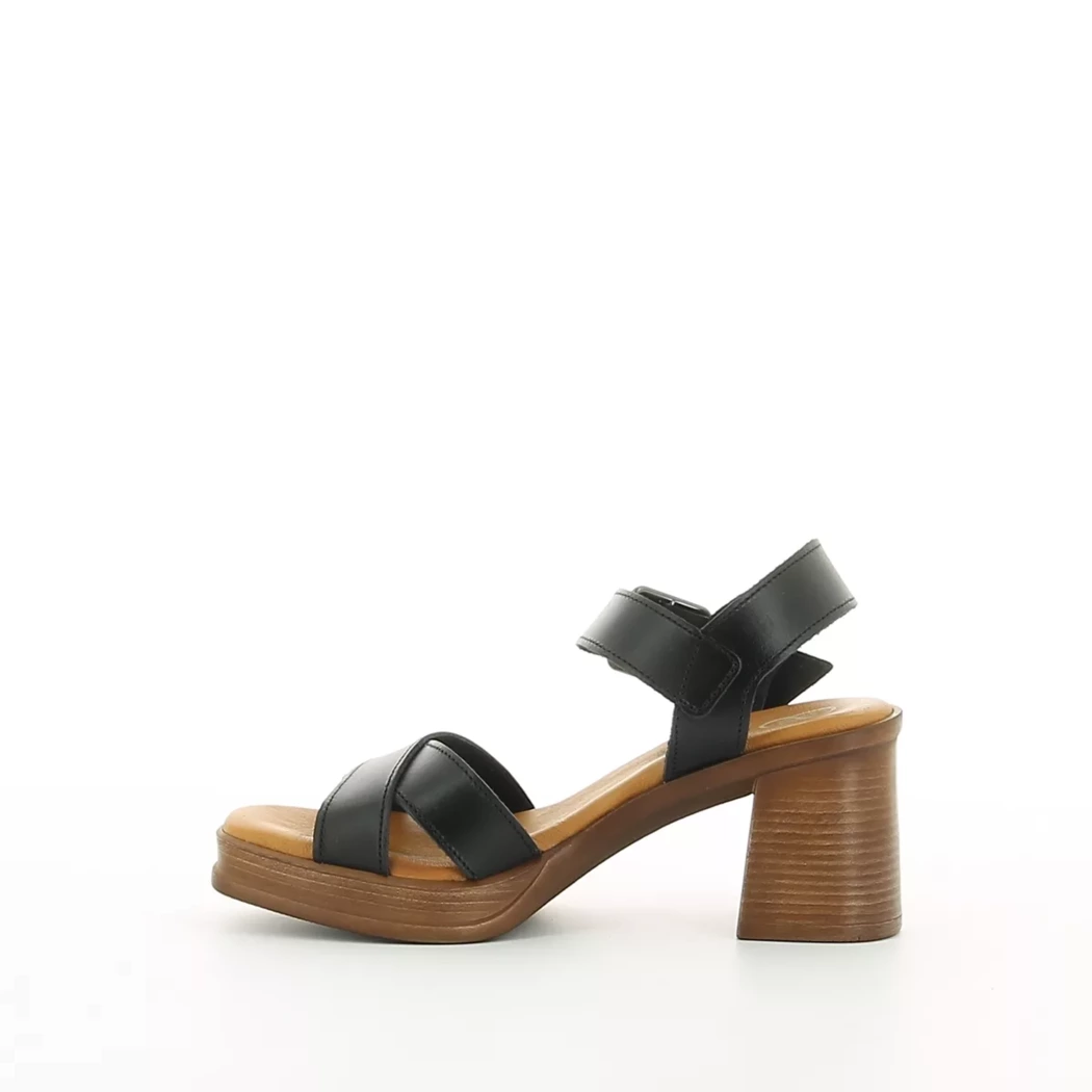 Image (4) de la chaussures Simplement B - Sandales et Nu-Pieds Noir en Cuir
